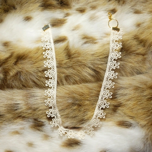 2/$22 Lace choker necklace cream biege / thin floral s boho victorian western - Picture 6 of 7